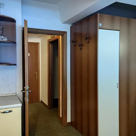 Go Vacanze - appartamenti di privati in vari residence di Marilleva 1400-3